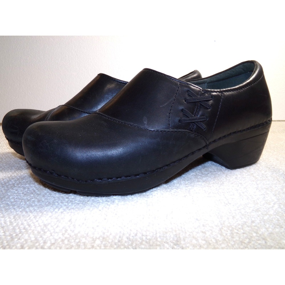 Dansko Stacie Clogs  Womens Sizes 8 Black Leather
